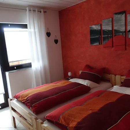 Ferienwohnung Zoe Osterbrucken Buitenkant foto